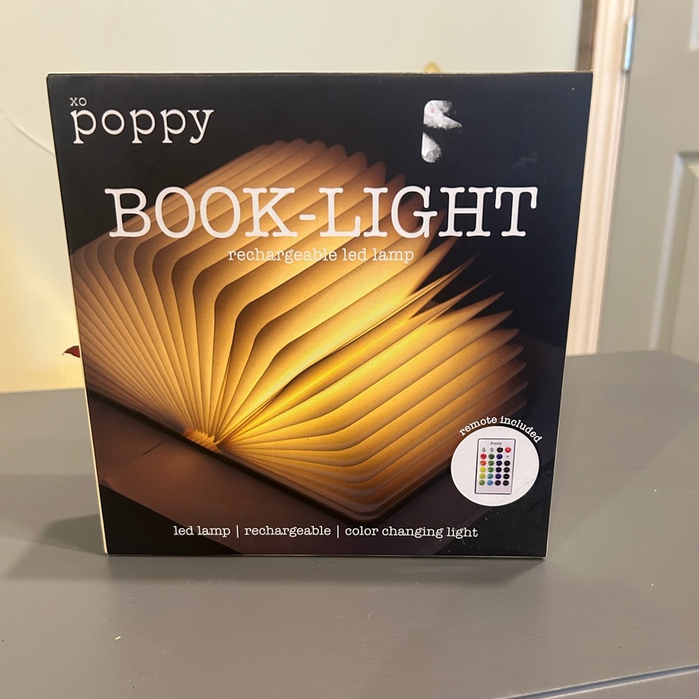 Cute book light